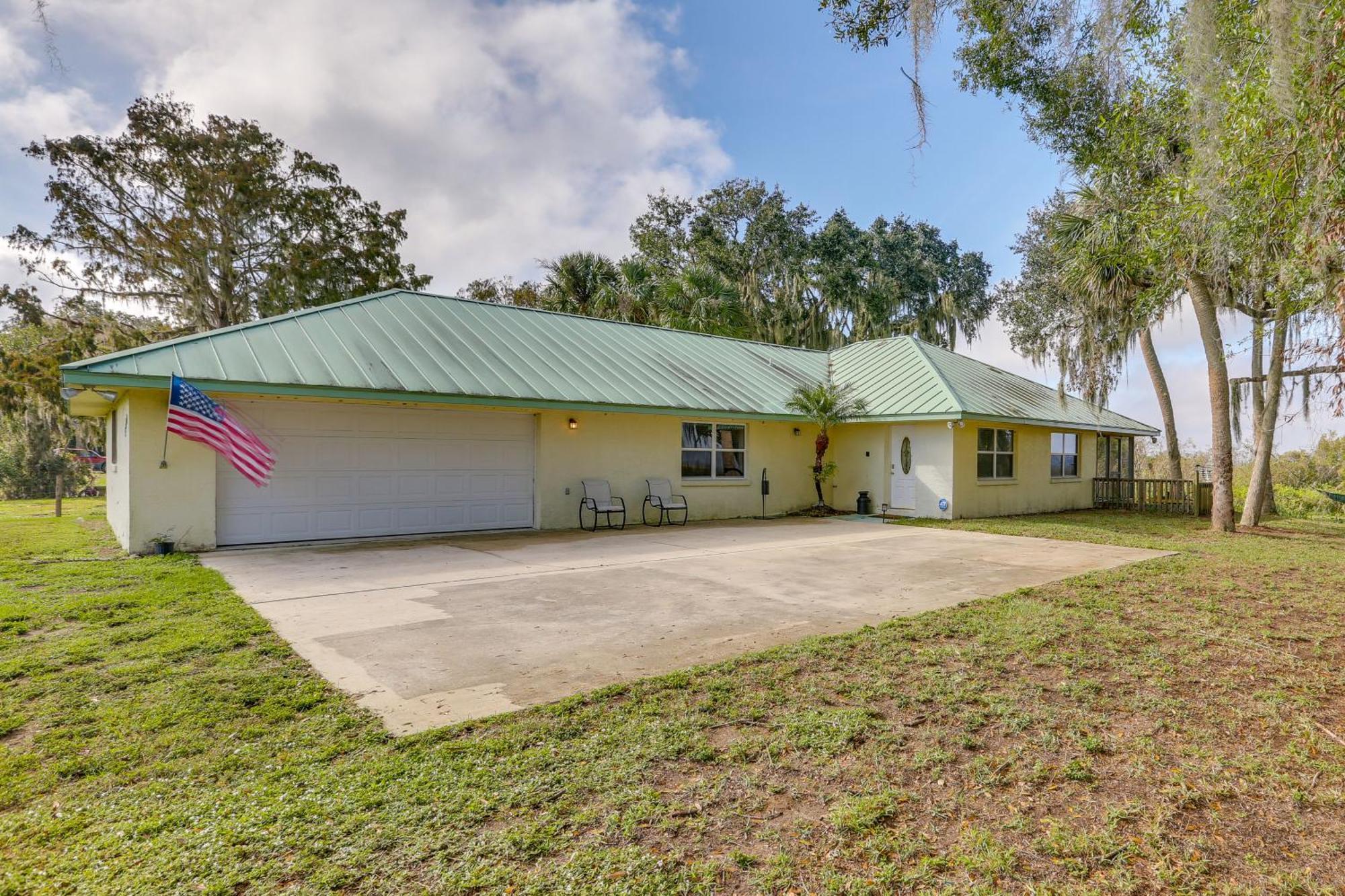 Lush Lorida Home On Lake Istokpoga Sebring Exterior photo